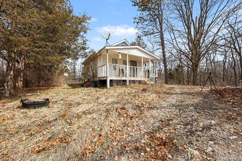 6015 Michigan Ave, Tipton, MI, 49287-9615 | Card Image