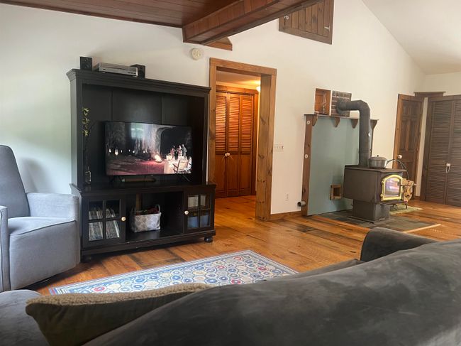 3483 Popple Dungeon Rd, House other with 2 bedrooms, 2 bathrooms and null parking in Chester VT | Image 16