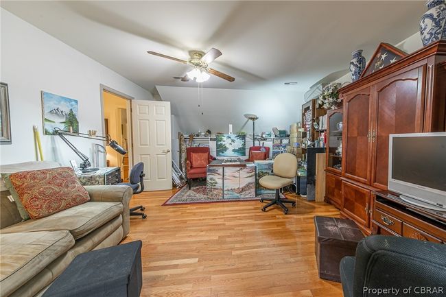 909 Colonial Avenue, Home with 3 bedrooms, 2 bathrooms and null parking in Williamsburg VA | Image 25