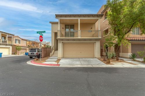 9820 November Rain St, Las Vegas, NV, 89178-5558 | Card Image