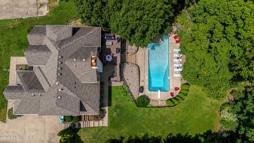 8807 Grand Ridge Ct, Louisville, KY, 40214-5956 | Card Image