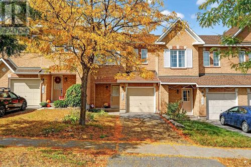 1249 Klondike Rd, Kanata, ON, K2W1E1 | Card Image
