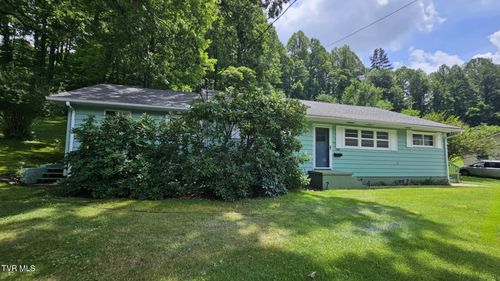 1322 1st Ave E, Big Stone Gap, VA, 24219-3162 | Card Image