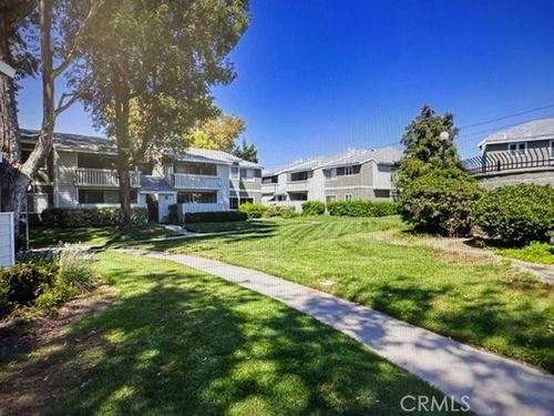 h-27648 Susan Beth Way, Saugus, CA, 91350 | Card Image