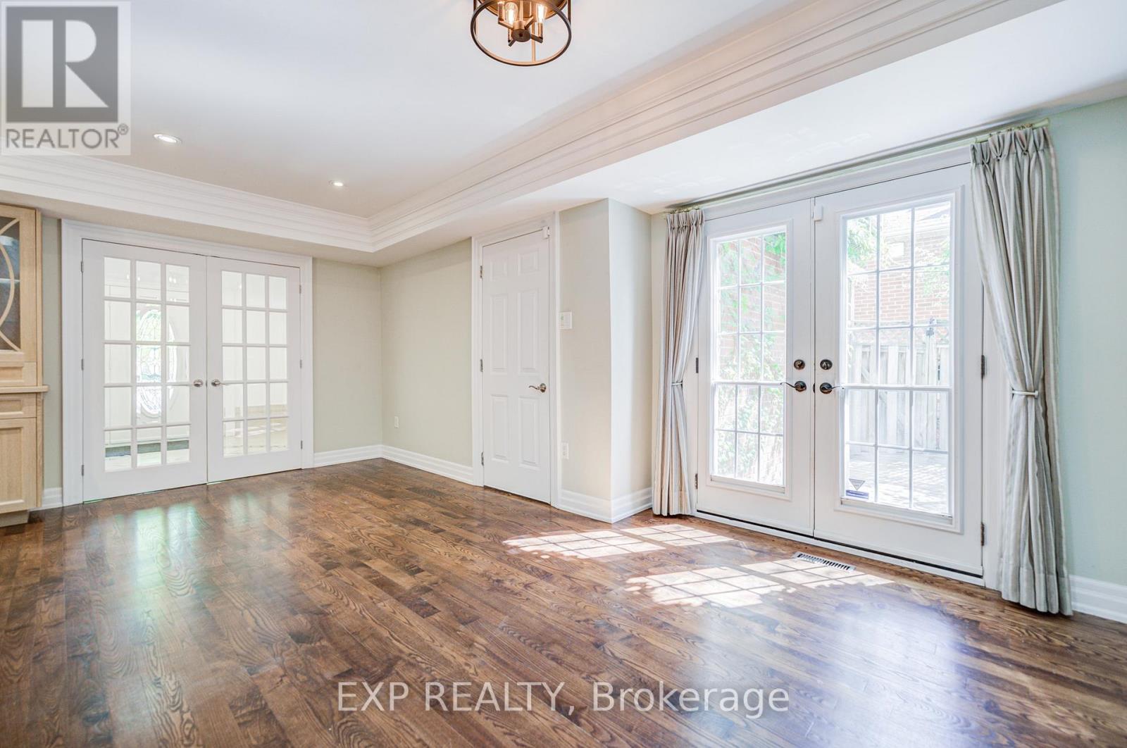 Residential in Newmarket (Bristol-London) 5