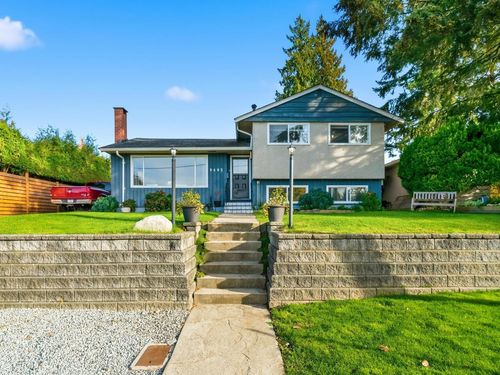 9492 113b St, Delta, BC, V4C5G5 | Card Image