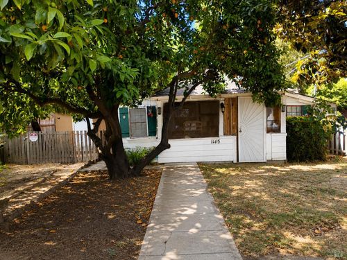 1145 Eggleston St, Napa, CA, 94559-1720 | Card Image