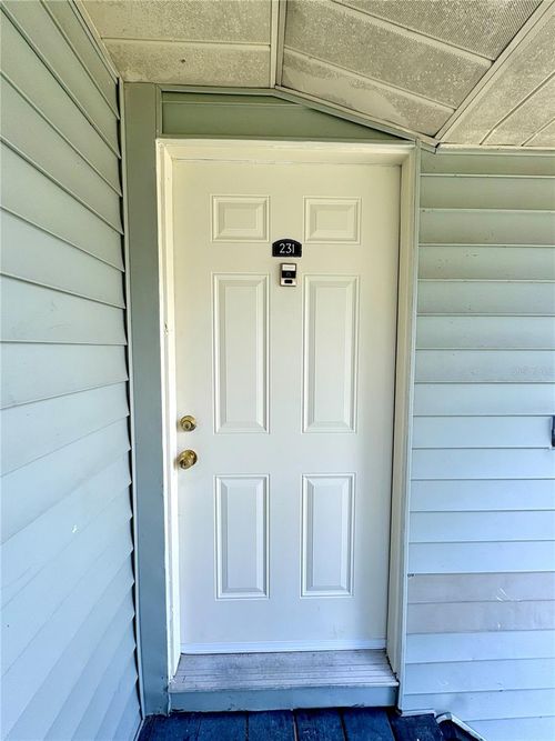 na-231 Red Maple Pl, BRANDON, FL, 33510-4364 | Card Image