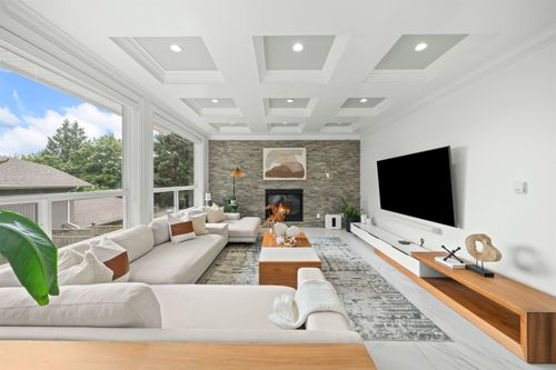 7638 Aubrey St, Burnaby, BC, V5A1K7 | Card Image
