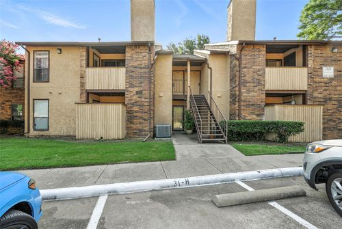 apt-3121-2101 Friendly Dr, Arlington, TX, 76011-8830 | Card Image