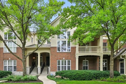 466 S Commons Ct, Deerfield, IL, 60015-4320 | Card Image