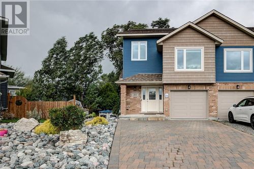 20 Applewood Crt, Garson, ON, P3L0A8 | Card Image