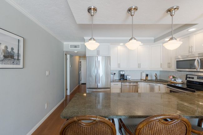 UNIT-204 - 5300 Gulf Dr, Condo with 2 bedrooms, 2 bathrooms and null parking in Holmes Beach FL | Image 19