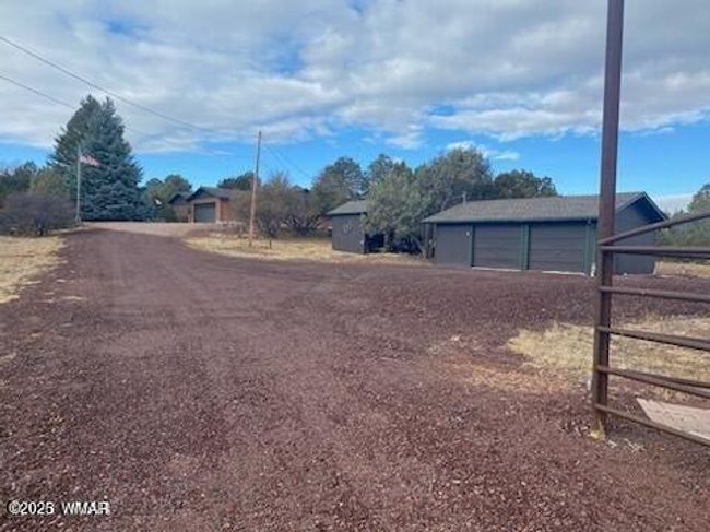 1092 cedar entry | Image 6