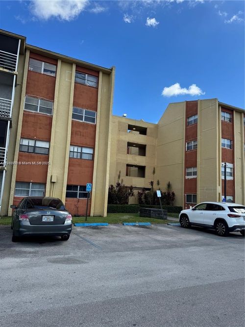 apt-114-3710 Nw 21st St, Lauderdale Lakes, FL, 33311-3150 | Card Image