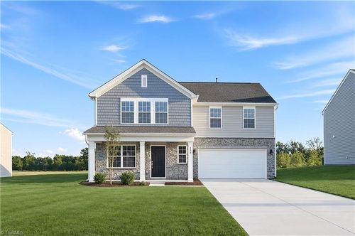 122 Primrose Street, King, NC, 27021 | Card Image