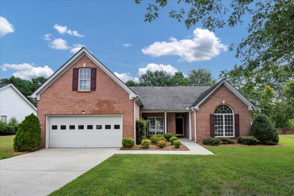 Meadow Gate Way, Loganville, GA 30052