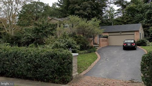 8 Colwyn Ln, BALA CYNWYD, PA, 19004-2309 | Card Image