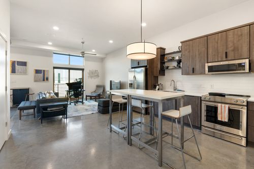 unit-212-2124 E 6th St, Austin, TX, 78702-3499 | Card Image