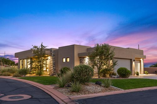 unit-13-2090 N Tuweap Dr, St. George, UT, 84770-5680 | Card Image