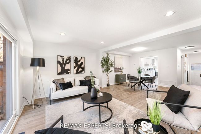 10 - 20 William Farr Lane, Condo with 3 bedrooms, 3 bathrooms and 1 parking in Vaughan ON | Image 4