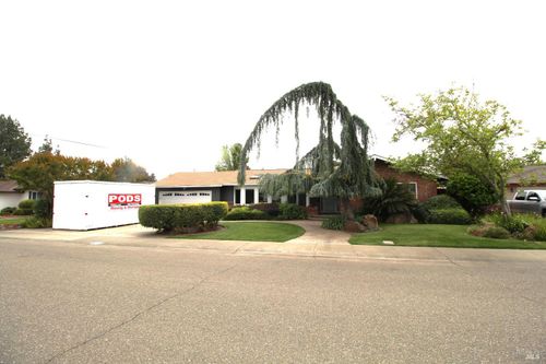 875 Sievers Way, Dixon, CA, 95620 | Card Image