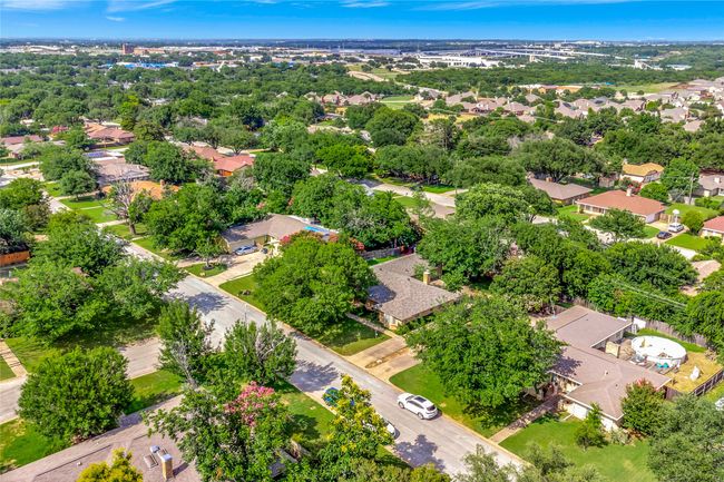 Aerial perspective of suburban area | Image 8