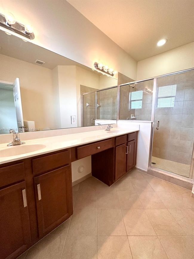 0 - 23733 Sw 118th Ave, Townhouse with 3 bedrooms, 2 bathrooms and null parking in Homestead FL | Image 25