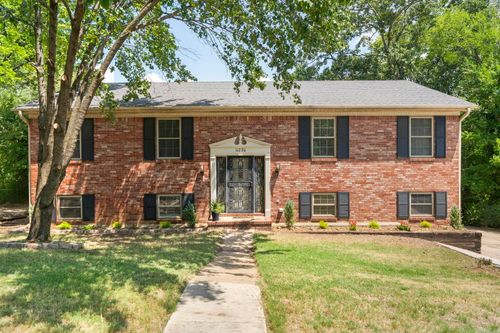 11220 Bainbridge Dr, Little Rock, AR, 72212-1814 | Card Image