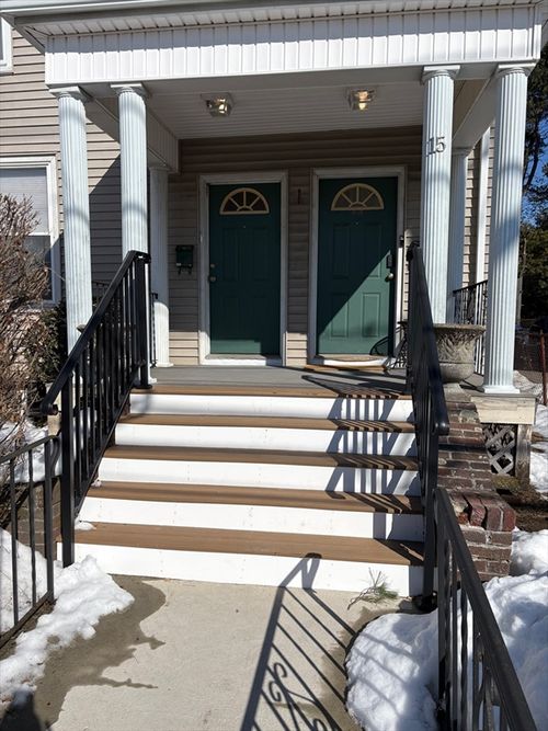1-15 Nichols Ave, Watertown, MA, 02472-4125 | Card Image