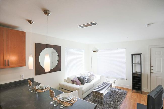 APT-147 - 711 W 32 Nd St, Condo with 1 bedrooms, 1 bathrooms and 1 parking in Austin TX | Image 4