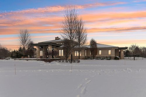 14 White Tail Lane, Oconomowoc Lake, WI, 53066 | Card Image