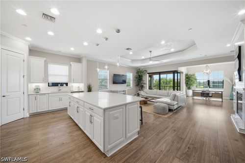 201-9658 Montelanico Loop, Naples, FL, 34119-2114 | Card Image