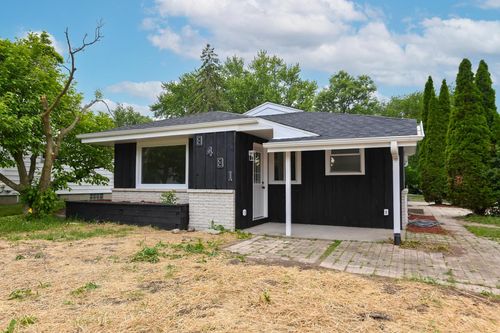 8481 N 52nd Street, Brown Deer, WI, 53223 | Card Image