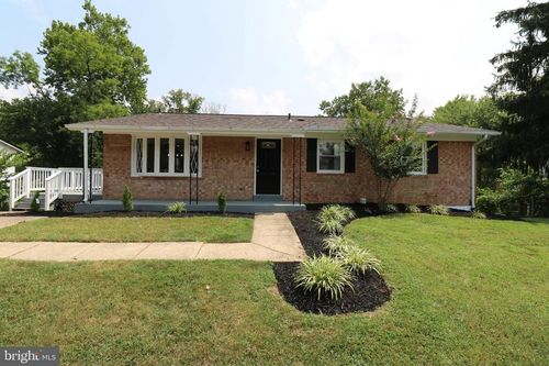 3311 Michele Ln, Bowie, MD, 20721-4040 | Card Image