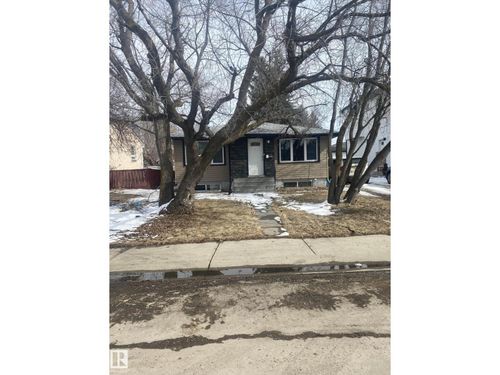 9215 151 St Nw, Edmonton, AB, T5R1J8 | Card Image