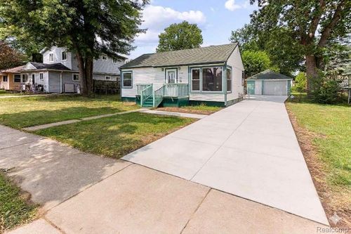 25520 Eton Ave, Dearborn Heights, MI, 48125-1510 | Card Image