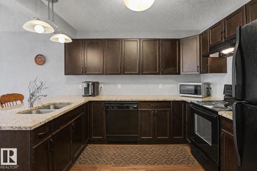 23-2005 70 St Sw, Edmonton, AB, T6X0T9 | Card Image