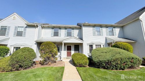 2904 Stonehedge Rd, Edison, NJ, 08820-4408 | Card Image