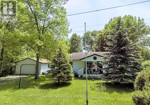 23 Laviolette Avenue, Georgina (Virginia), ON, L0E1N0 | Card Image
