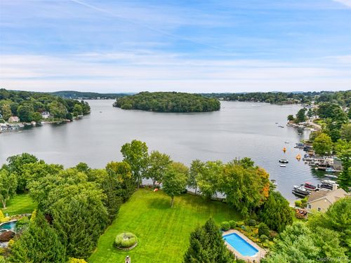 18 Clara Ln, Mahopac, NY, 10541-3106 | Card Image