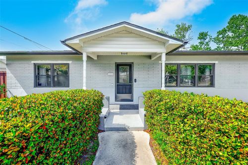 1026 Meadowlawn Dr N, ST PETERSBURG, FL, 33702-7440 | Card Image