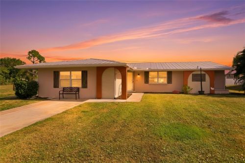 3276 Pinetree St, PORT CHARLOTTE, FL, 33952-7919 | Card Image