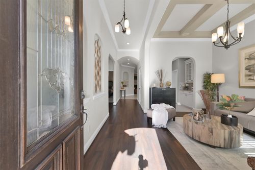 98 Lindenberry Circle, The Woodlands, TX, 77389 | Card Image