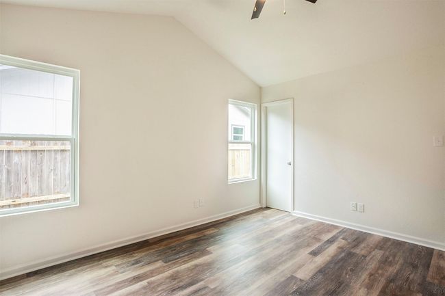 B - 8715 Pineridge Dr, Home with 2 bedrooms, 2 bathrooms and 1 parking in Austin TX | Image 11