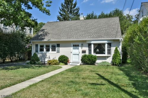 65 Bergen Ave, Waldwick, NJ, 07463-1935 | Card Image