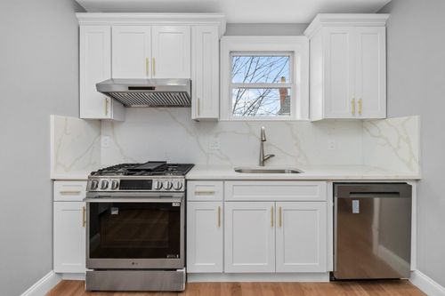 3-66 Stanley St, Boston, MA, 02125-2458 | Card Image