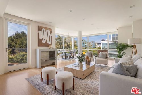 307-1705 Ocean Ave, Santa Monica, CA, 90402-1413 | Card Image