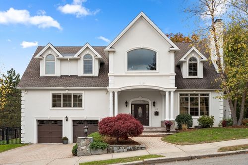 29 Clifton Road, Newton, MA, 02459 | Card Image
