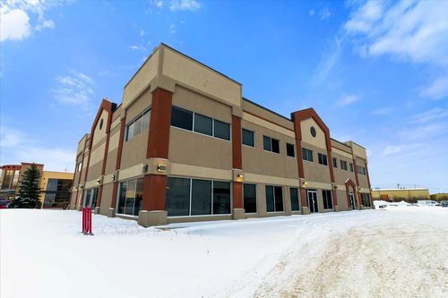 10629 W Side Dr, Grande Prairie, AB, T8V8E6 | Card Image